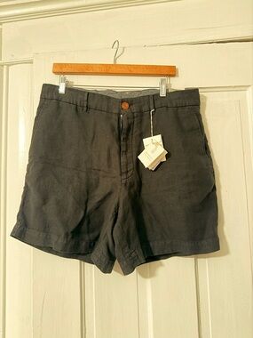 Brunello Cucinelli Black Linen Flat Front Shorts